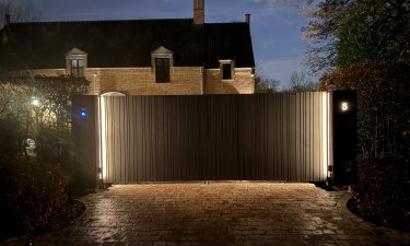 Design aluminium schuifpoort — Schilde